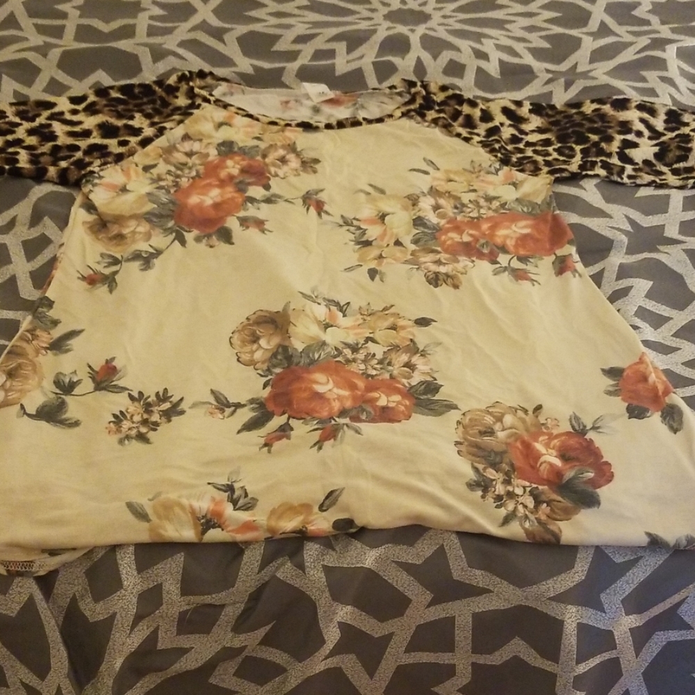 Long sleeve top